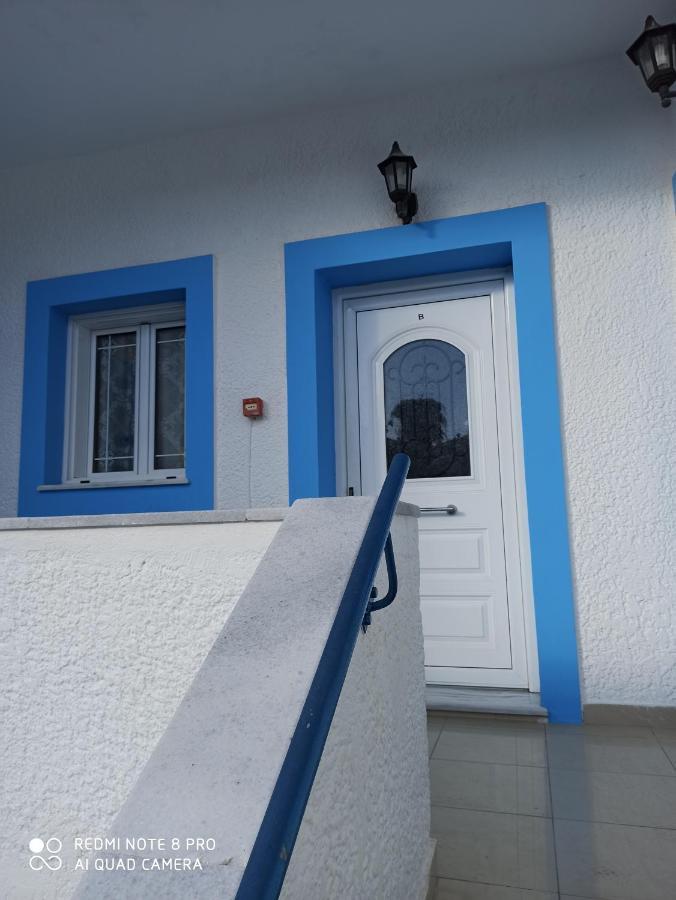 Giannis Apartments By Climbing House Panormos  Exterior photo
